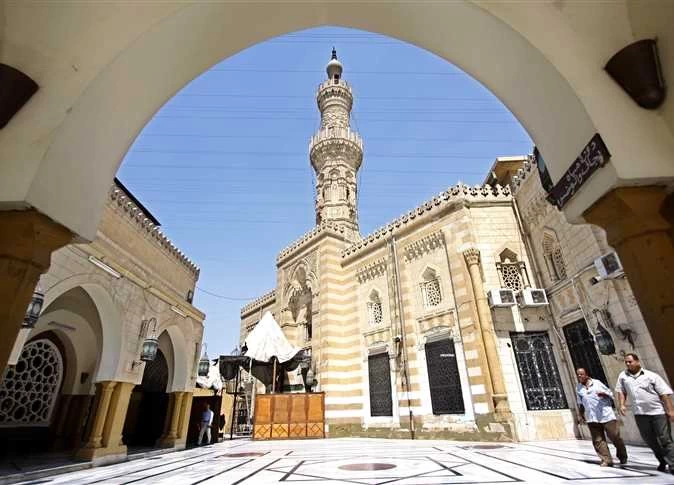 رحلة إلى شارع الأشراف: النبلاء في مصر الإسلامية