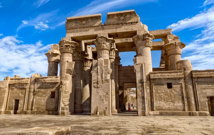 Tour di un giorno ai templi di Edfu e Kom Ombo da Assuan.
