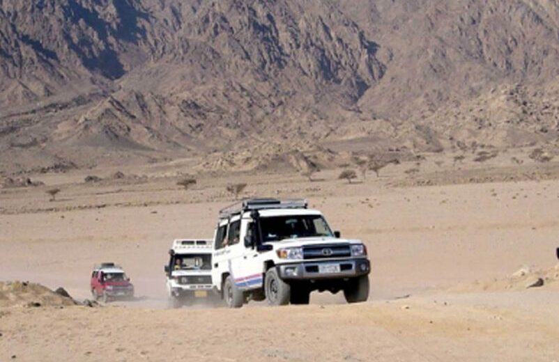 Tour safari a Hurghada nel deserto orientale.