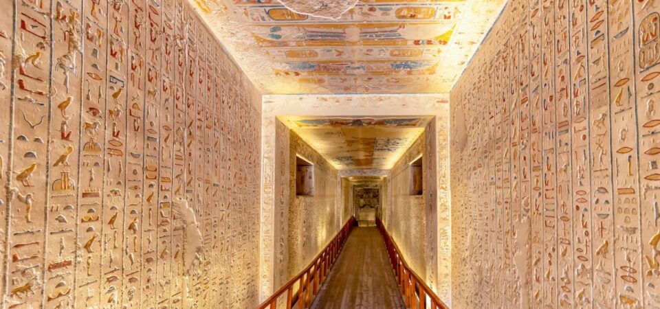 Day tour to Valley of the Kings