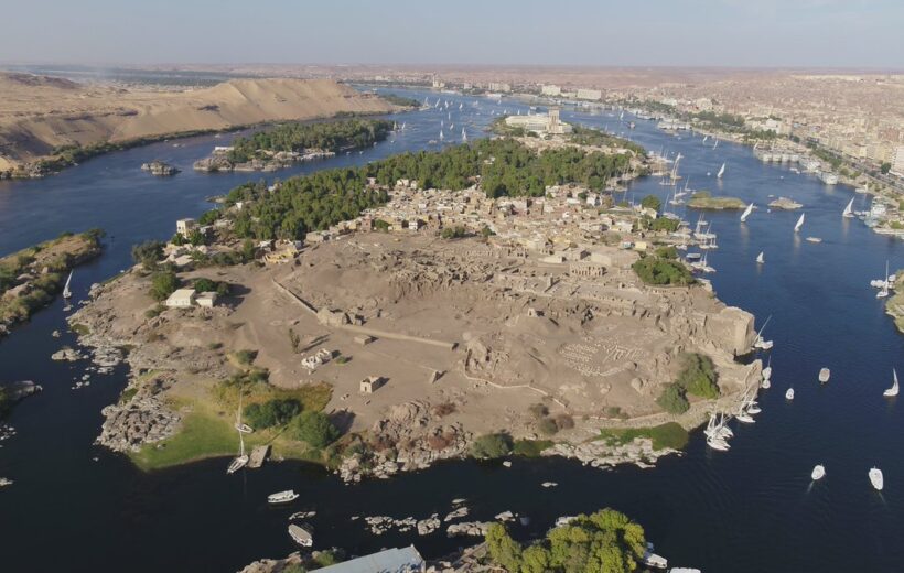 Tour in feluca sul Nilo ad Aswan fino all'Isola di Elefantina, al Giardino Botanico e al Villaggio Nubiano.